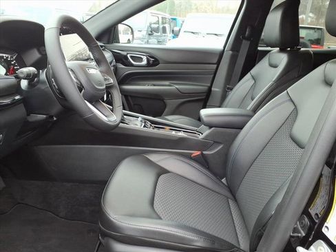 New 2026 Jeep Compass Latitude image 7