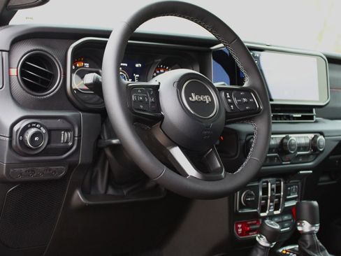 New 2026 Jeep Wrangler Unlimited Rubicon image 15