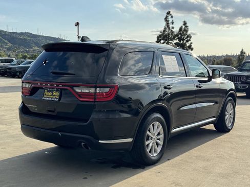 Used 2024 Dodge Durango SXT image 6