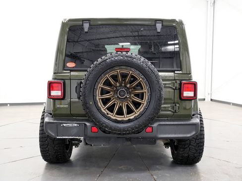 Used 2022 Jeep Wrangler Unlimited Sahara AWD/4WD image 6