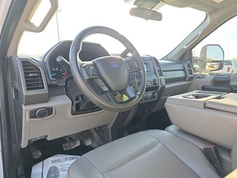 Used 2020 Ford F250 XL w/ Power Equipment Group image 14