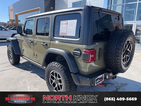 Used 2025 Jeep Wrangler Unlimited Rubicon image 17