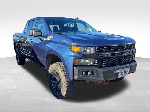 Used 2021 Chevrolet Silverado 1500 Custom Trail Boss w/ LPO, Dark Essentials Package AWD/4WD image 1