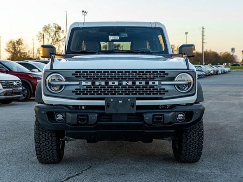 New 2025 Ford Bronco Badlands image 6
