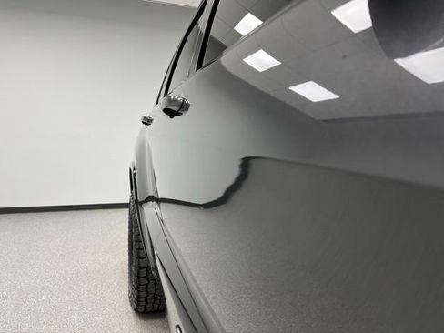 Used 2016 Jeep Grand Cherokee Limited 75th Anniversary image 12