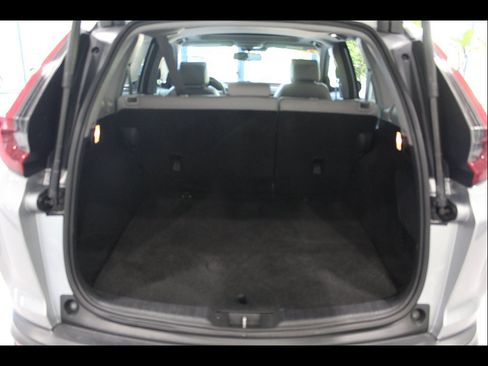 Used 2020 Honda CR-V Touring image 18