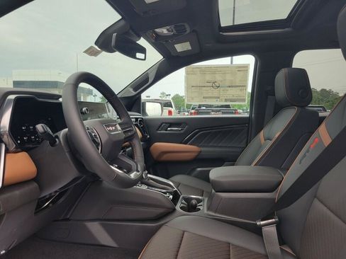 New 2026 GMC Canyon AT4 w/ Technology Plus Package AWD/4WD image 12