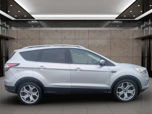 Used 2018 Ford Escape Titanium w/ Ford Safe & Smart Package AWD/4WD image 6
