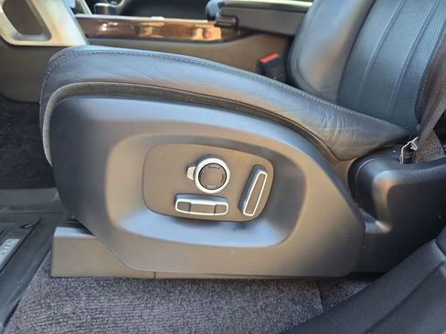Used 2016 Land Rover Range Rover HSE AWD/4WD image 16