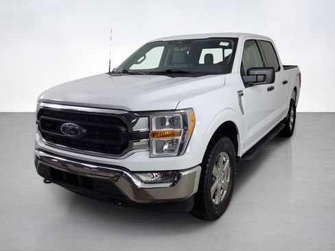 Certified 2022 Ford F150 XLT w/ Equipment Group 301A Mid image 7