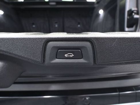 Used 2022 BMW X5 xDrive40i AWD/4WD image 45