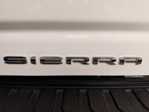 Used 2024 GMC Sierra 3500 Denali w/ Denali Reserve Package image 16