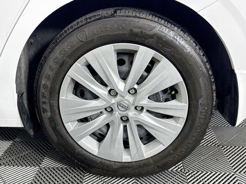 Used 2024 Nissan Sentra S image 36