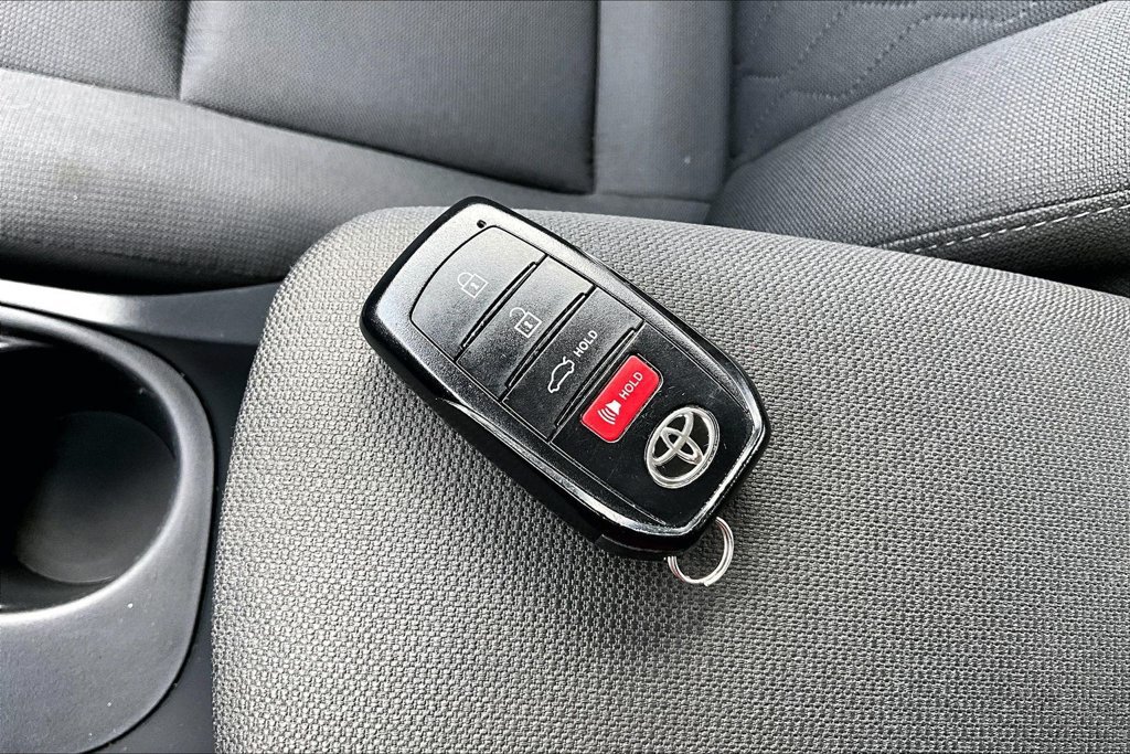 Used 2025 Toyota Corolla LE w/ Convenience Package FWD image 39