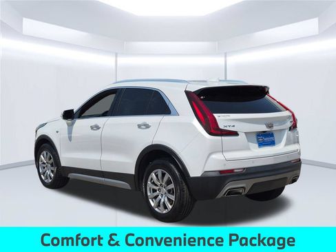 Used 2023 Cadillac XT4 Premium Luxury w/ Driver Assist Package FWD image 4