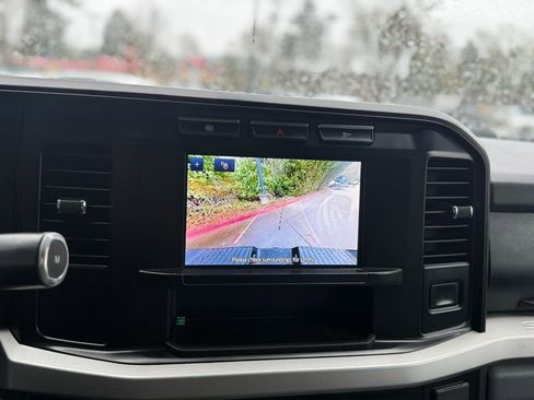 Used 2024 Ford F350 XLT image 36