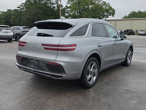 Used 2026 Genesis GV70 2.5T Advanced AWD/4WD image 8