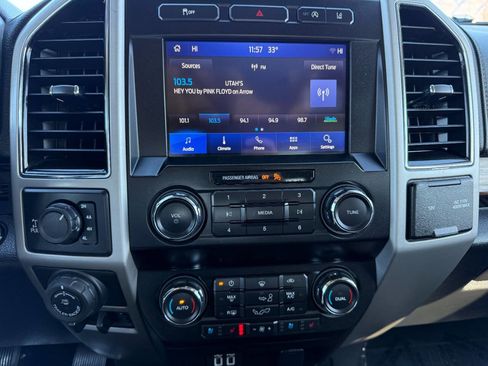 Used 2020 Ford F150 Lariat w/ Max Trailer Tow Package image 38