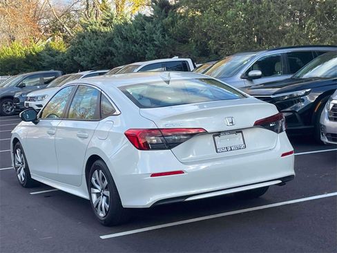 Certified 2023 Honda Civic Sport image 6