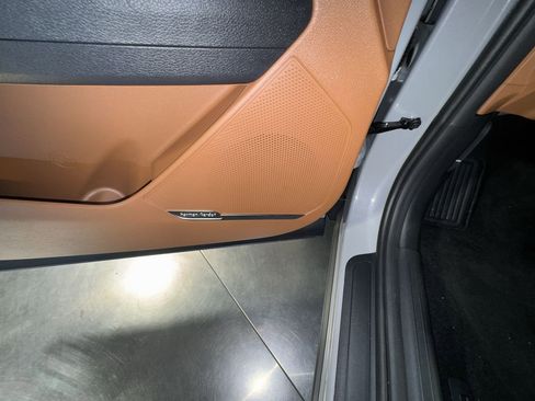 New 2026 Kia Sportage X-Line w/ X-Line Technology Package image 18