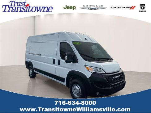 Used 2026 RAM ProMaster 2500 w/ Convenience Group FWD image 1