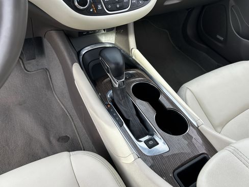 Used 2024 Chevrolet Malibu LT image 26