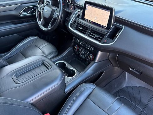 Used 2021 Chevrolet Tahoe RST w/ Luxury Package AWD/4WD image 18