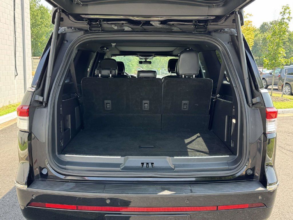 Used 2024 Lincoln Navigator L 4WD image 16