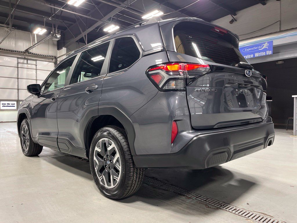 Used 2026 Subaru Forester AWD/4WD image 5