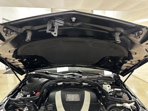 Used 2011 Mercedes-Benz E 350 4MATIC Sedan image 95