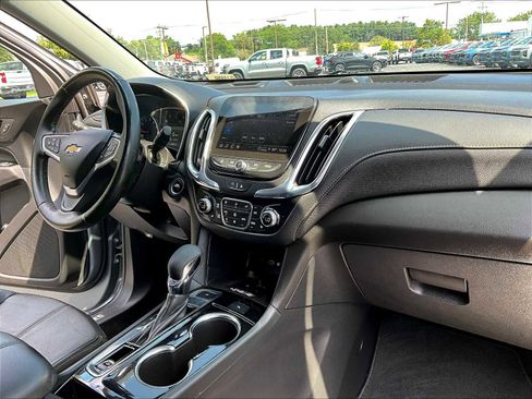 Used 2023 Chevrolet Equinox Premier image 20