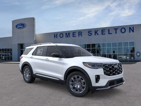 New 2026 Ford Explorer Platinum RWD image 7