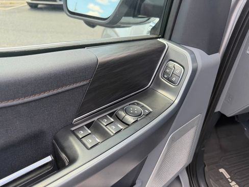 Used 2024 Ford F150 Lariat w/ Equipment Group 502A High AWD/4WD image 15