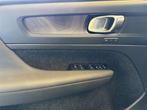Certified 2023 Volvo C40 P8 Recharge Plus image 10