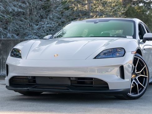 Used 2025 Porsche Taycan 4S image 7