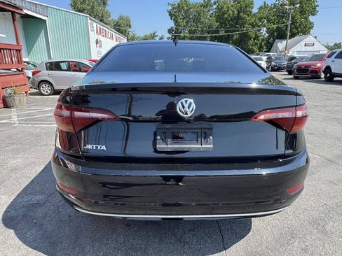 Used 2019 Volkswagen Jetta S w/ Driver Assistance Package FWD image 4