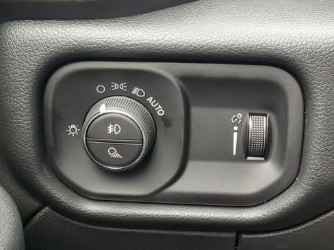 New 2026 RAM 2500 Tradesman AWD/4WD image 26
