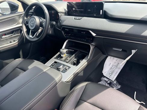 New 2025 MAZDA CX-70 Plug-In Hybrid w/ Premium Pkg image 26