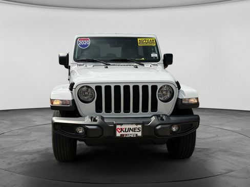 Used 2020 Jeep Wrangler Unlimited Sahara AWD/4WD image 3