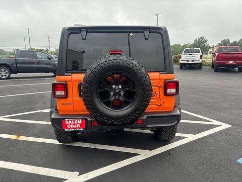 Used 2025 Jeep Wrangler Unlimited Sport S 4xe AWD/4WD image 9
