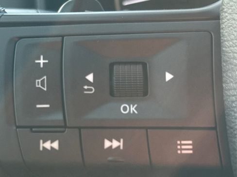 New 2026 Nissan Rogue SV image 39