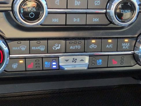 Used 2024 Ford F150 Raptor image 25