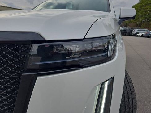 Used 2023 Cadillac Escalade Sport Platinum image 32