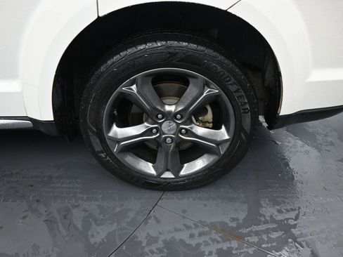 Used 2015 Dodge Journey Crossroad w/ Flexible Seating Group image 20