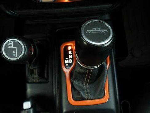 Used 2021 Jeep Gladiator Overland image 18