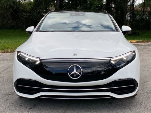 Used 2023 Mercedes-Benz EQS 450+ Sedan image 3