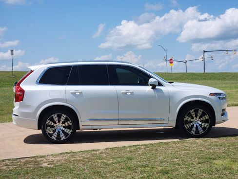Used 2023 Volvo XC90 B6 Ultimate w/ Protection Package Premier AWD/4WD image 7