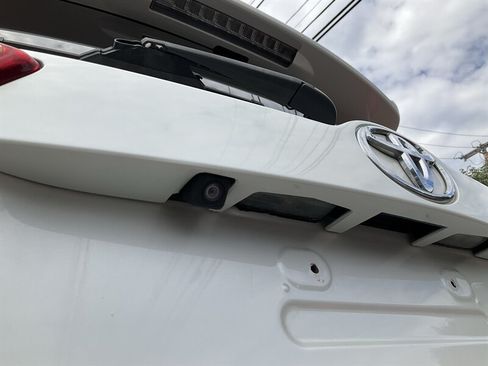 Used 2015 Toyota RAV4 Limited w/ Technology Package FWD image 11