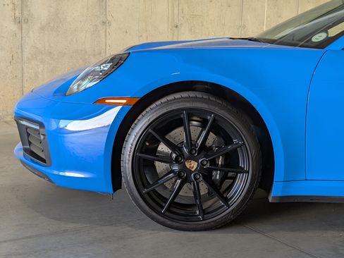 Certified 2022 Porsche 911 Targa 4S AWD/4WD image 15