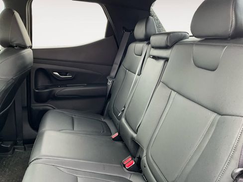 Used 2025 Hyundai Santa Cruz SEL image 26